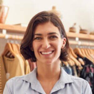 Meet your Posher, Elizabeth